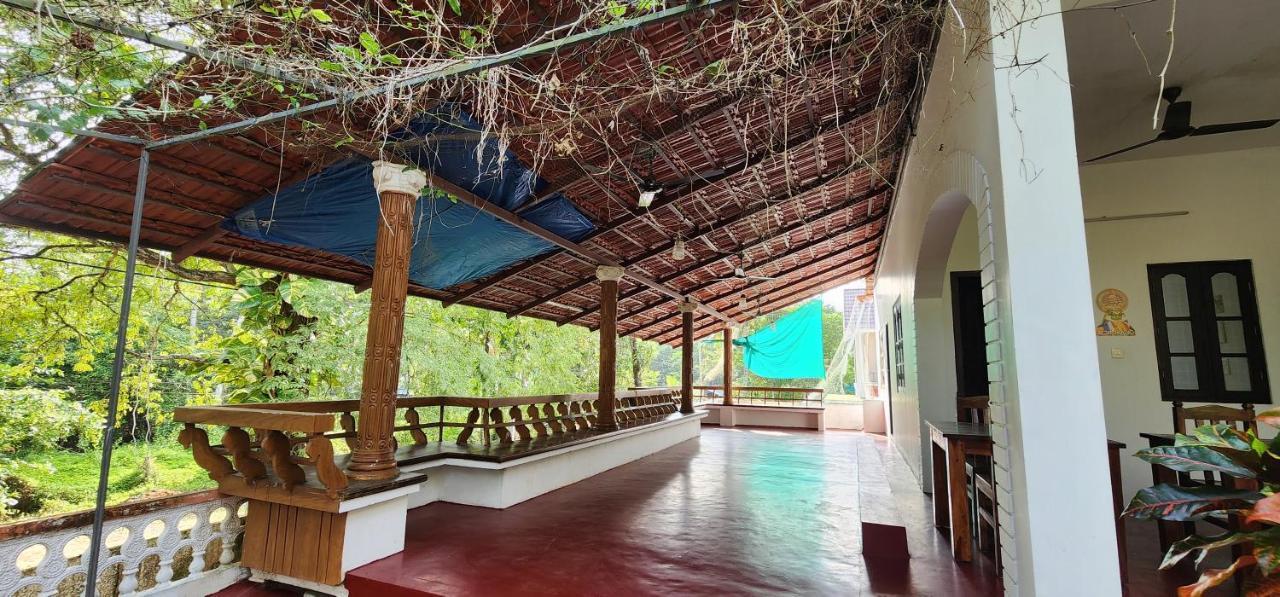 'Marari Johns Homestay' Mararikulam, Alappuzha Exterior photo